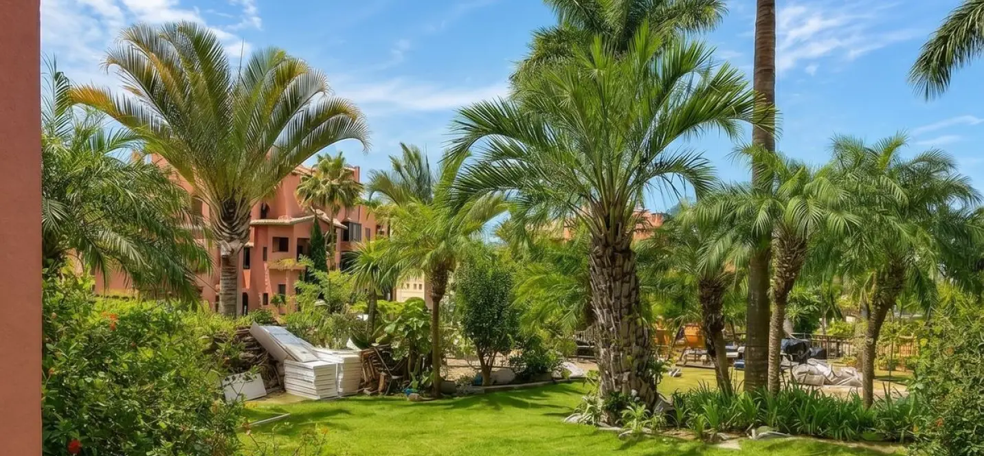 Продажа апартаментов на первом этаже в Estepona 3