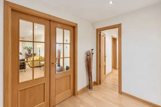 Image 4 thumb