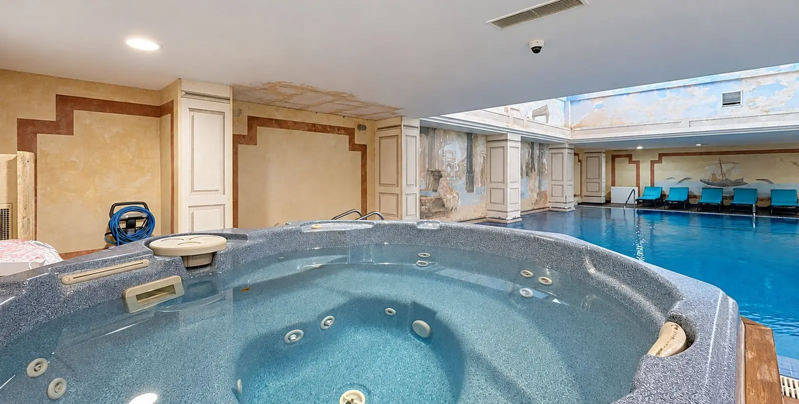 Sale of ground floor apartment in Estepona 25
