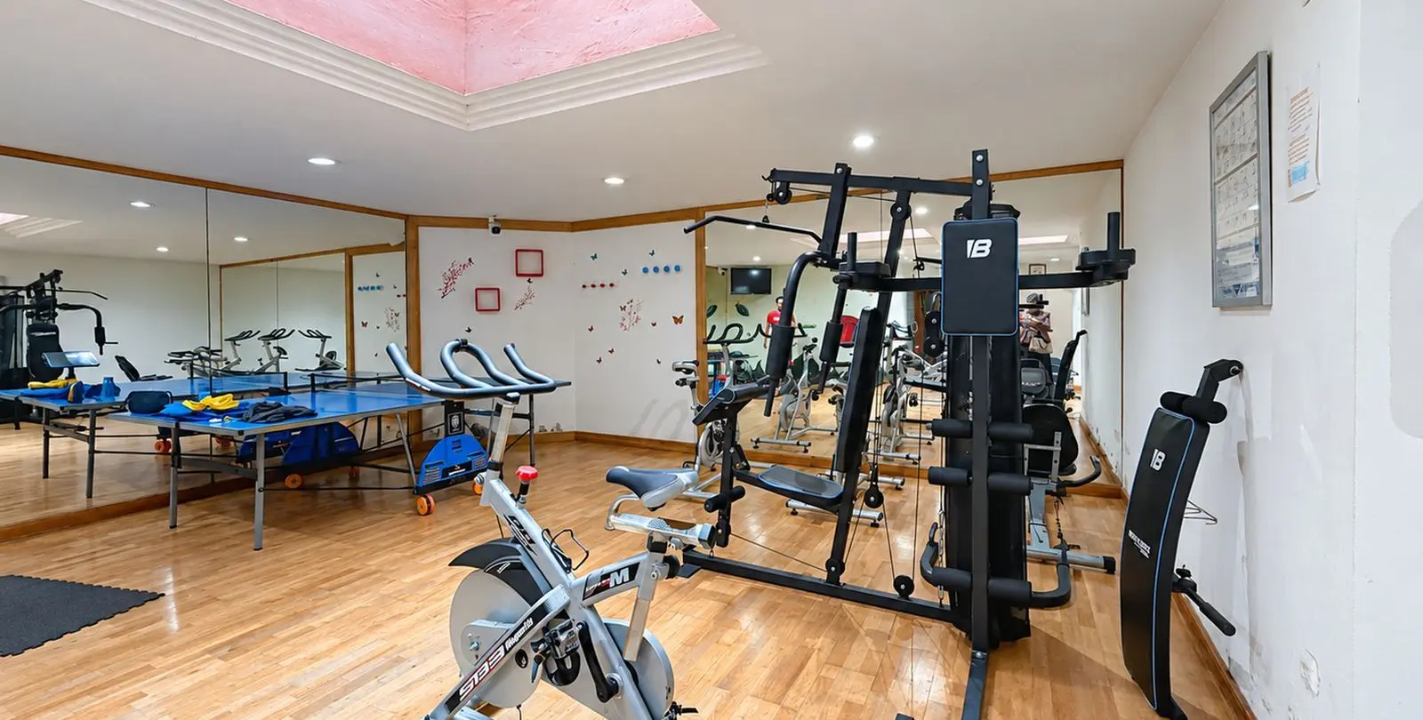 Sale of ground floor apartment in Estepona 26