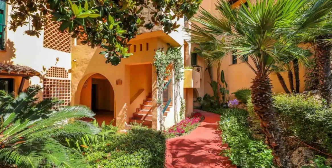 Long-term rent of penthouse duplex in Atalaya 2