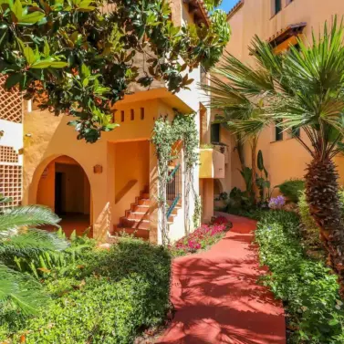 Long-term rent of penthouse duplex in Atalaya