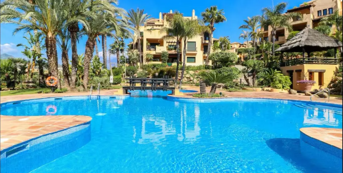 Long-term rent of penthouse duplex in Atalaya 3