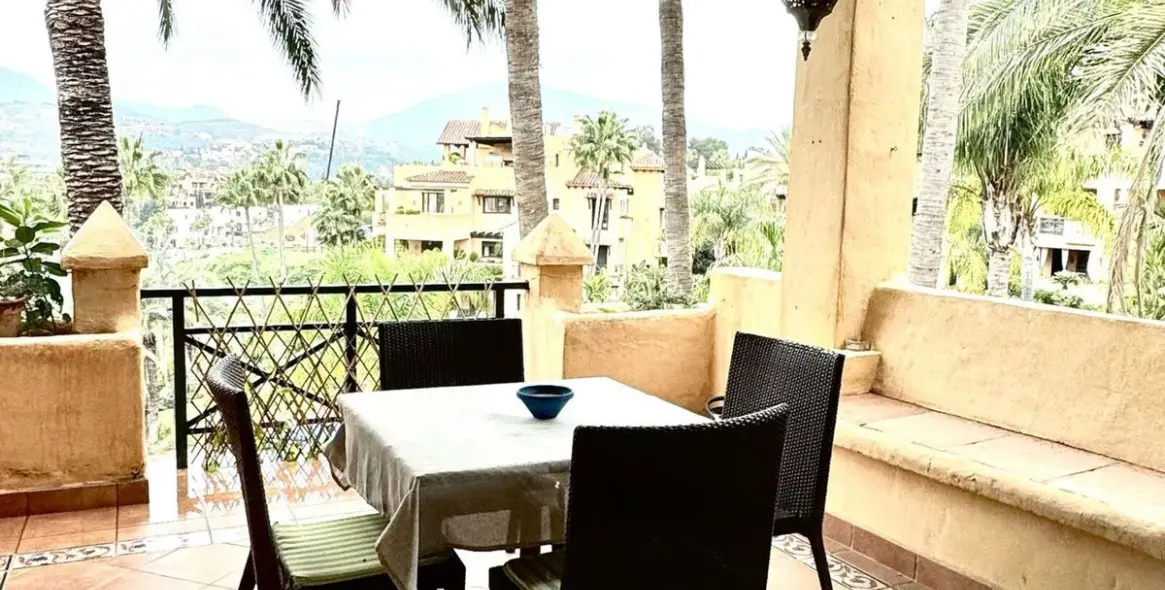 Long-term rent of penthouse duplex in Atalaya 5