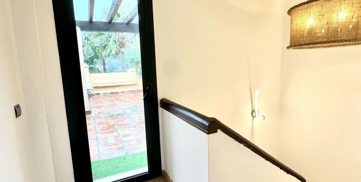 Long-term rent of penthouse duplex in Atalaya 16