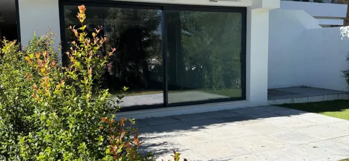 Venta de apartamento en planta baja en Nueva Andalucía 0