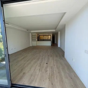 Venta de apartamento en planta baja en Nueva Andalucía