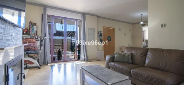 Sale of townhouse in Doña Julia 3