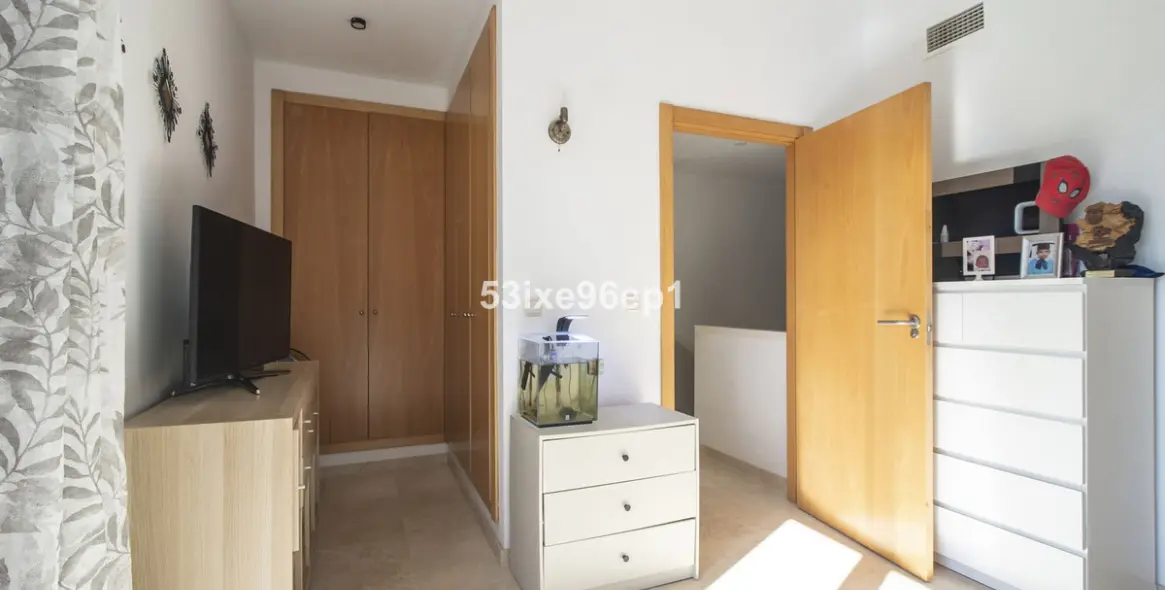 Sale of townhouse in Doña Julia 16