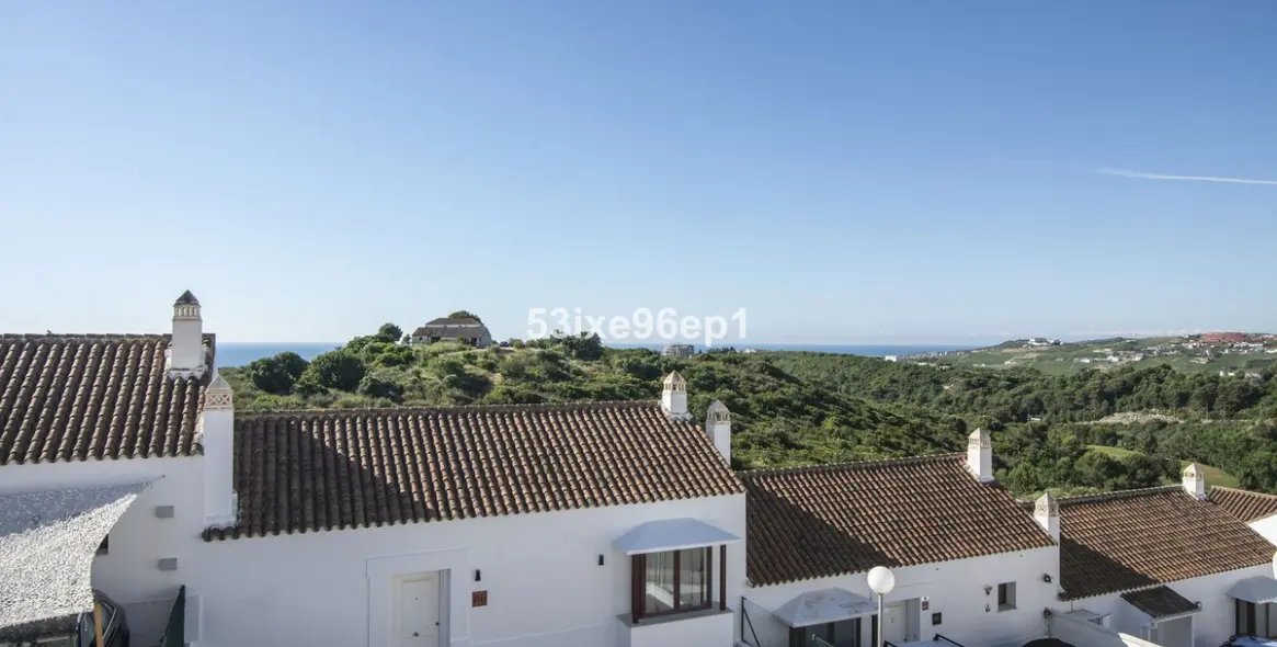 Sale of townhouse in Doña Julia 19