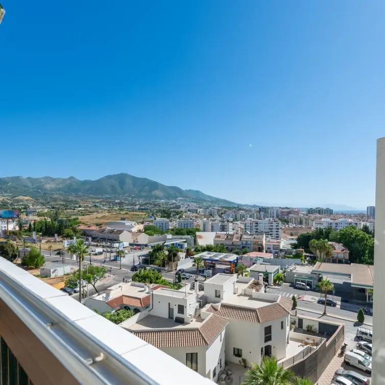 Venta de apartamento en planta media en Fuengirola