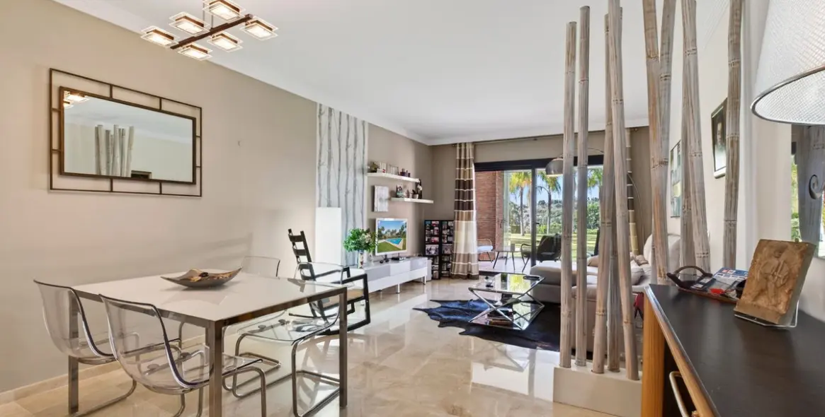 Продажа апартаментов на первом этаже в Estepona 10