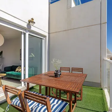 Продажа двухуровневого пентхауса в Estepona