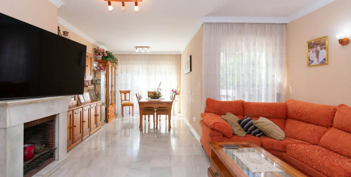 Sale of townhouse in Estepona 9