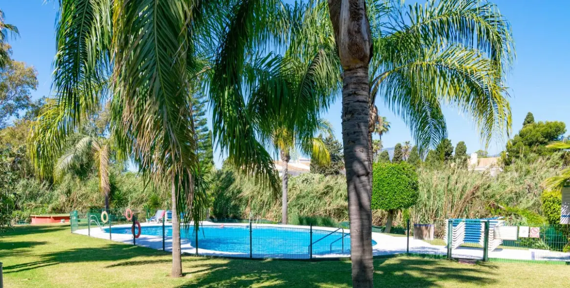 Sale of townhouse in Estepona 30