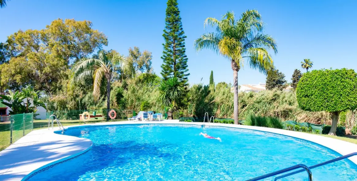 Sale of townhouse in Estepona 33
