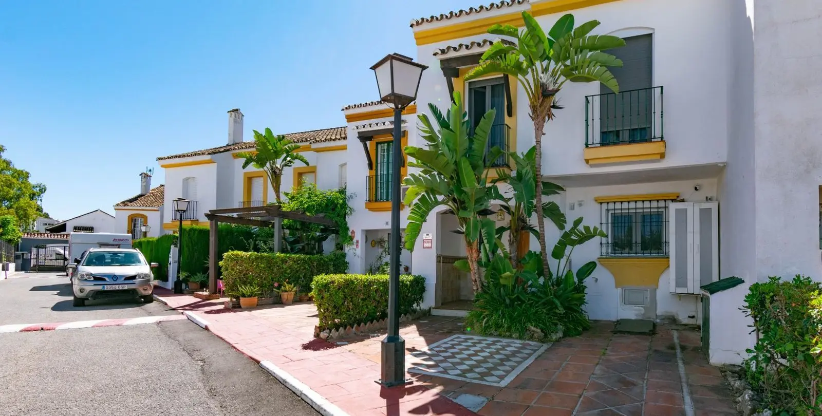 Venta de adosado en Estepona 1