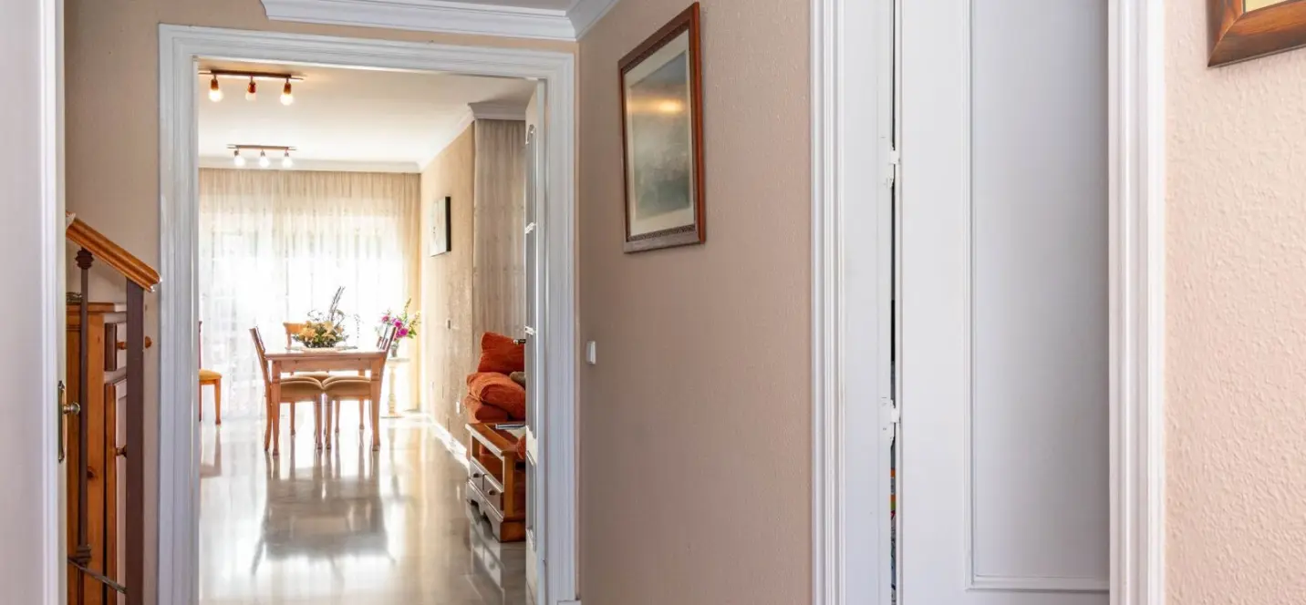 Sale of townhouse in Estepona 3