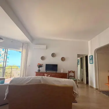 Продажа апартаментов на среднем этаже в Marbella