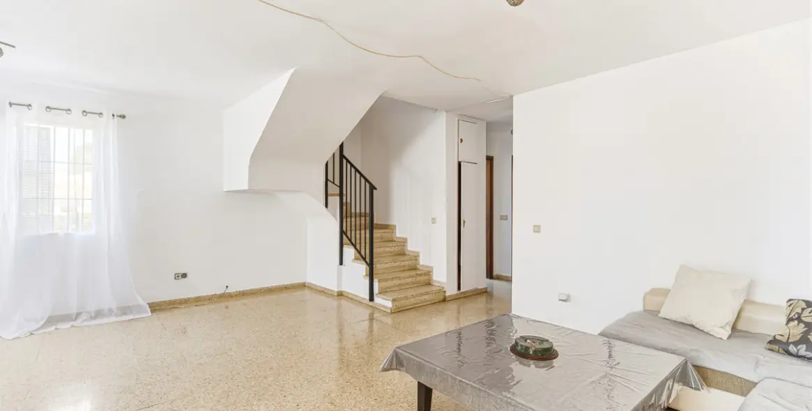 Продажа таунхауса в Estepona 2