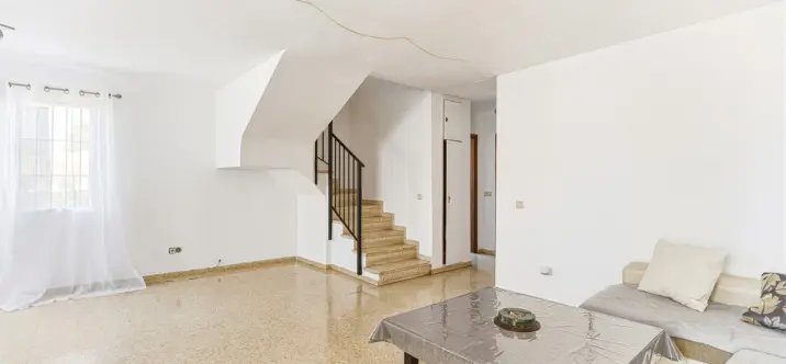 Продажа таунхауса в Estepona 1