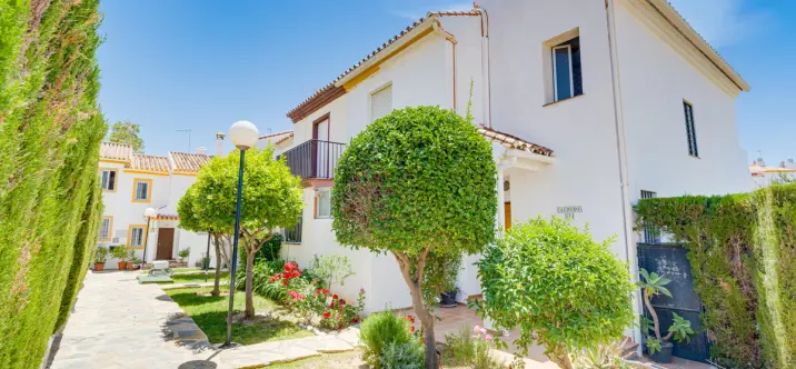 Продажа таунхауса в Estepona 2