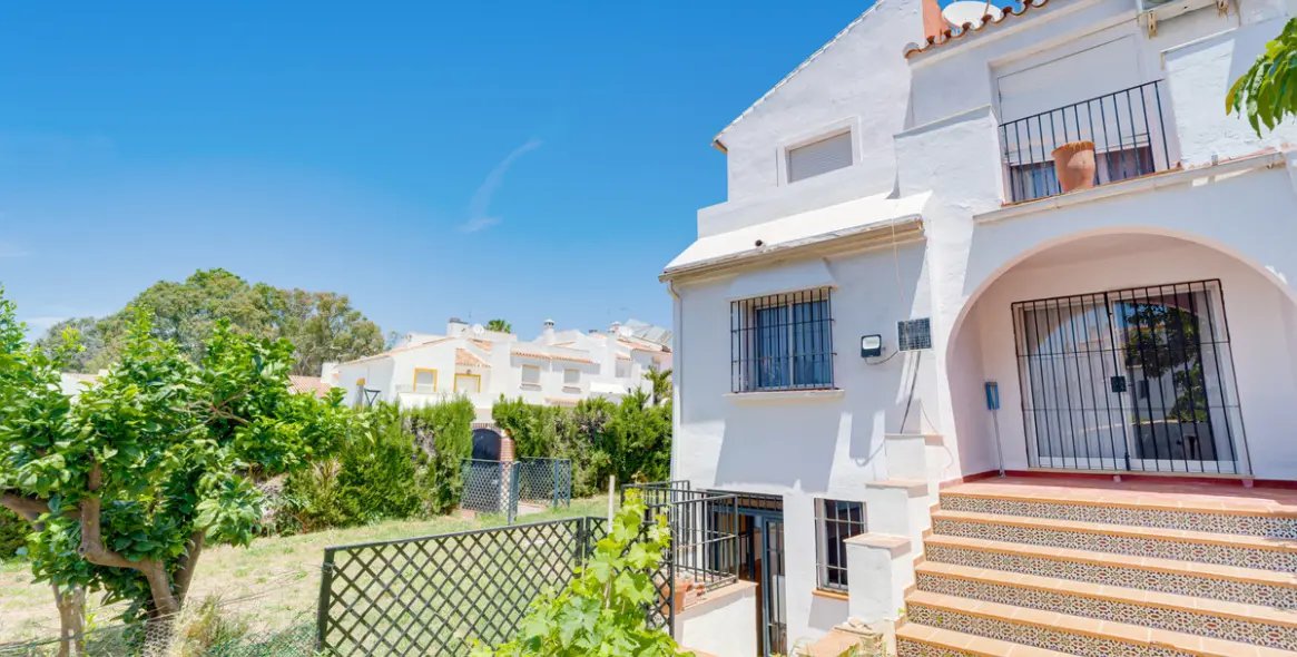 Продажа таунхауса в Estepona 7