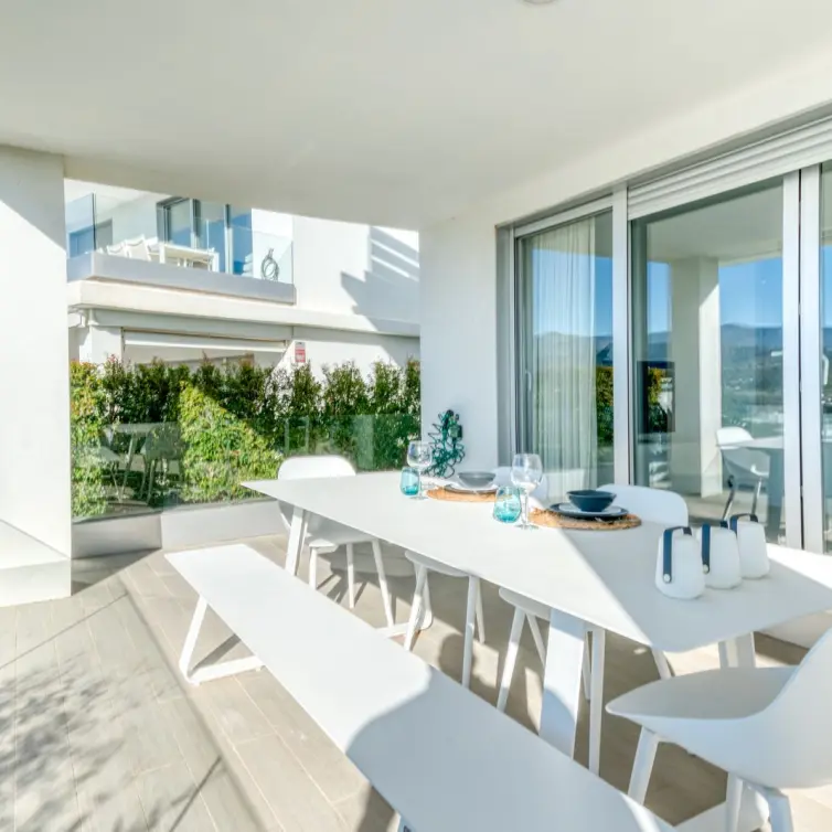 Venta de apartamento en planta baja en Estepona