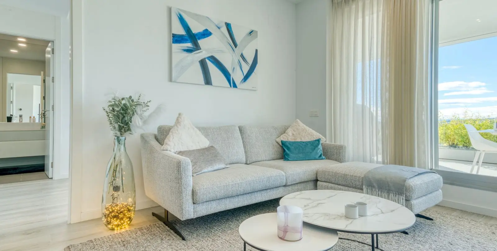 Sale of ground floor apartment in Estepona 26