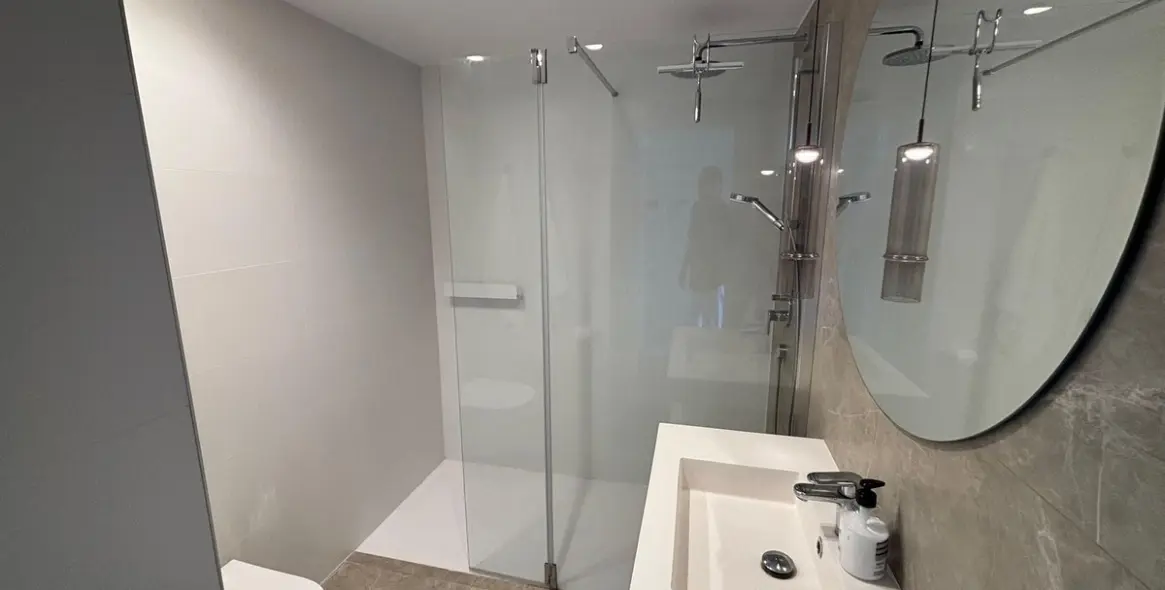 Продажа апартаментов на среднем этаже в Estepona 19