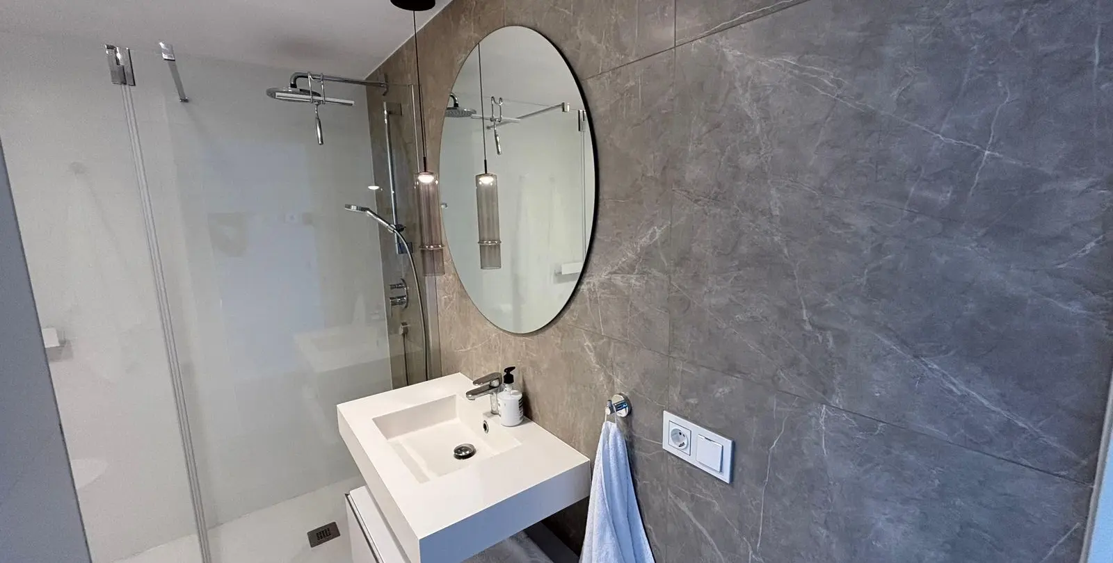 Продажа апартаментов на среднем этаже в Estepona 21