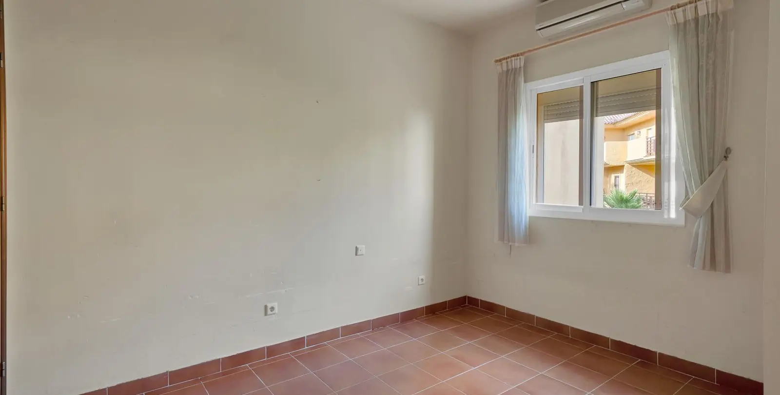 Venta de adosado en Guadalmansa 35