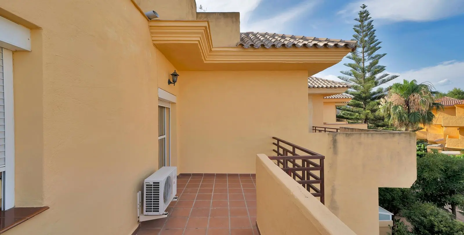 Venta de adosado en Guadalmansa 50