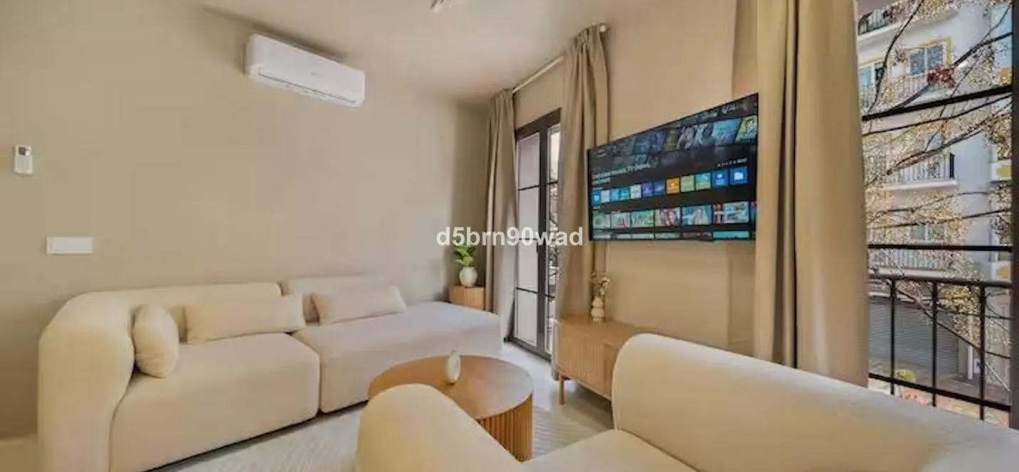 Venta de apartamento en planta media en Marbella 4