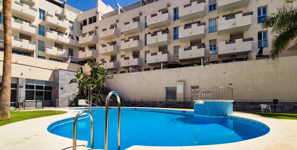Sale of penthouse in Riviera del Sol 3