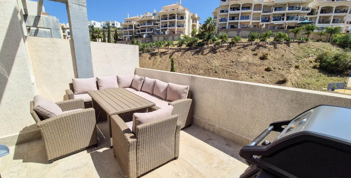 Sale of penthouse in Riviera del Sol 22