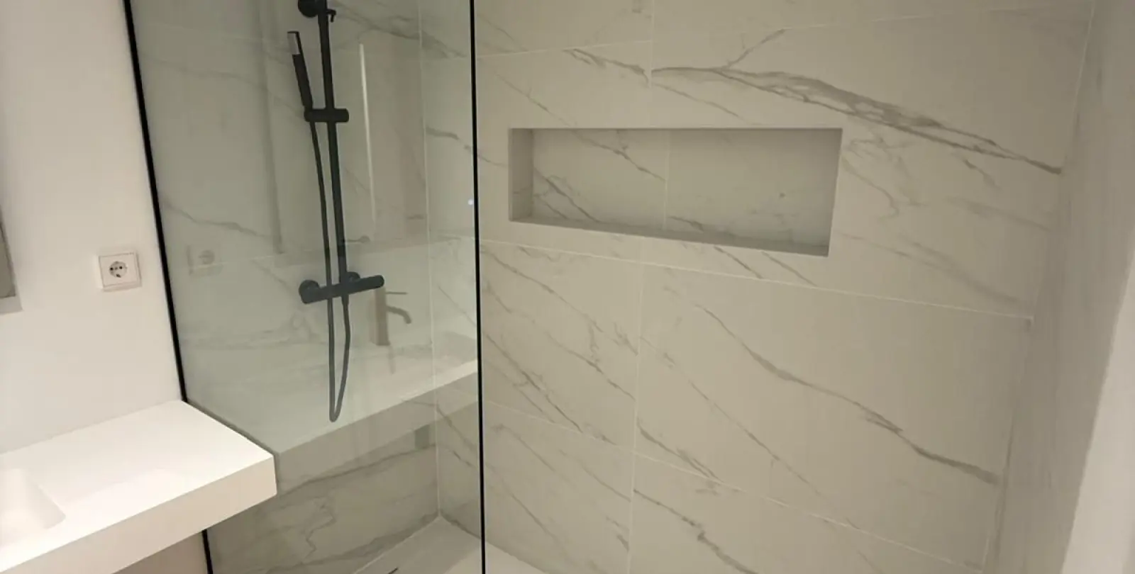 Venta de apartamento en planta baja en Nueva Andalucía 14