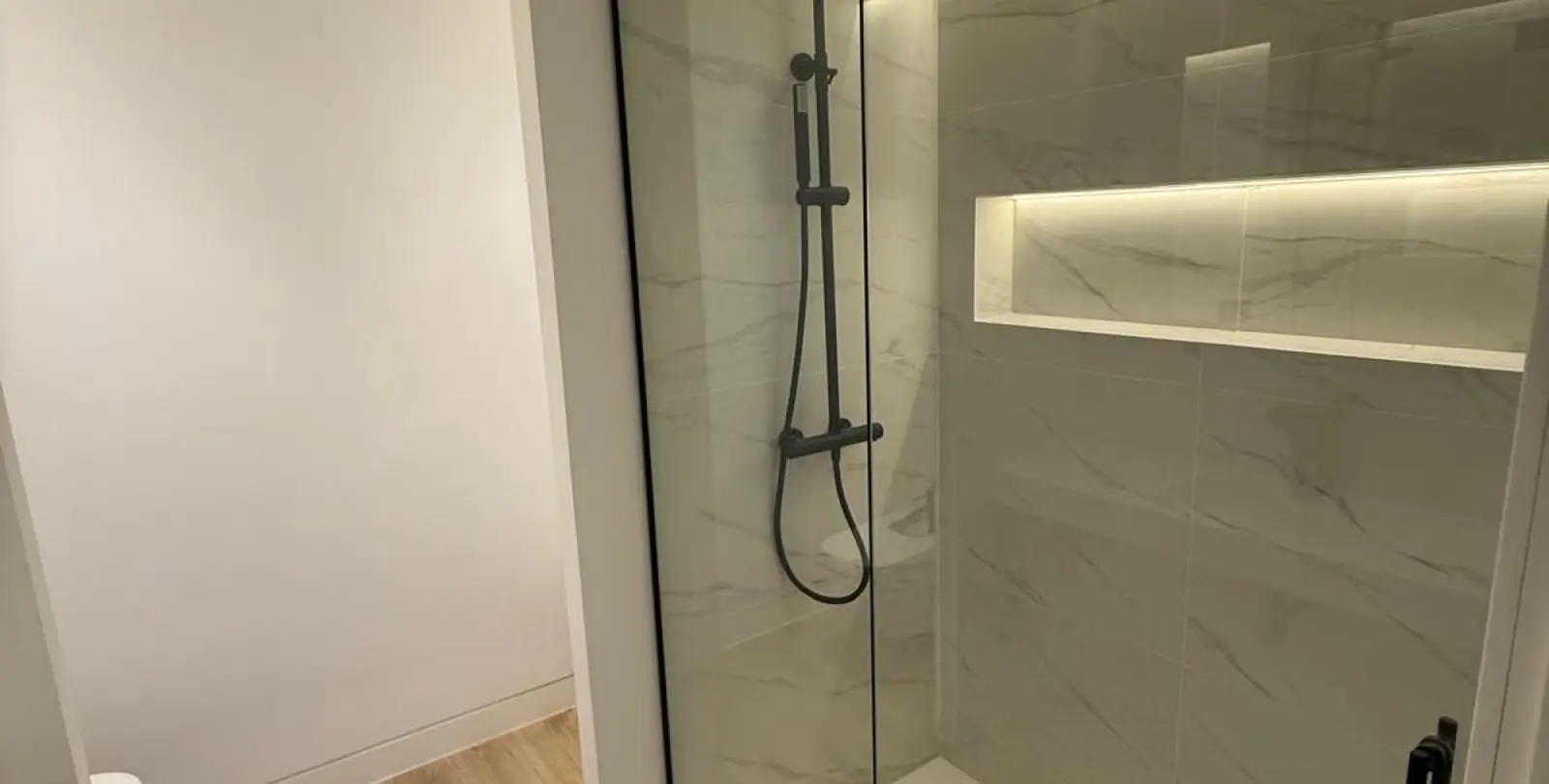 Venta de apartamento en planta baja en Nueva Andalucía 17