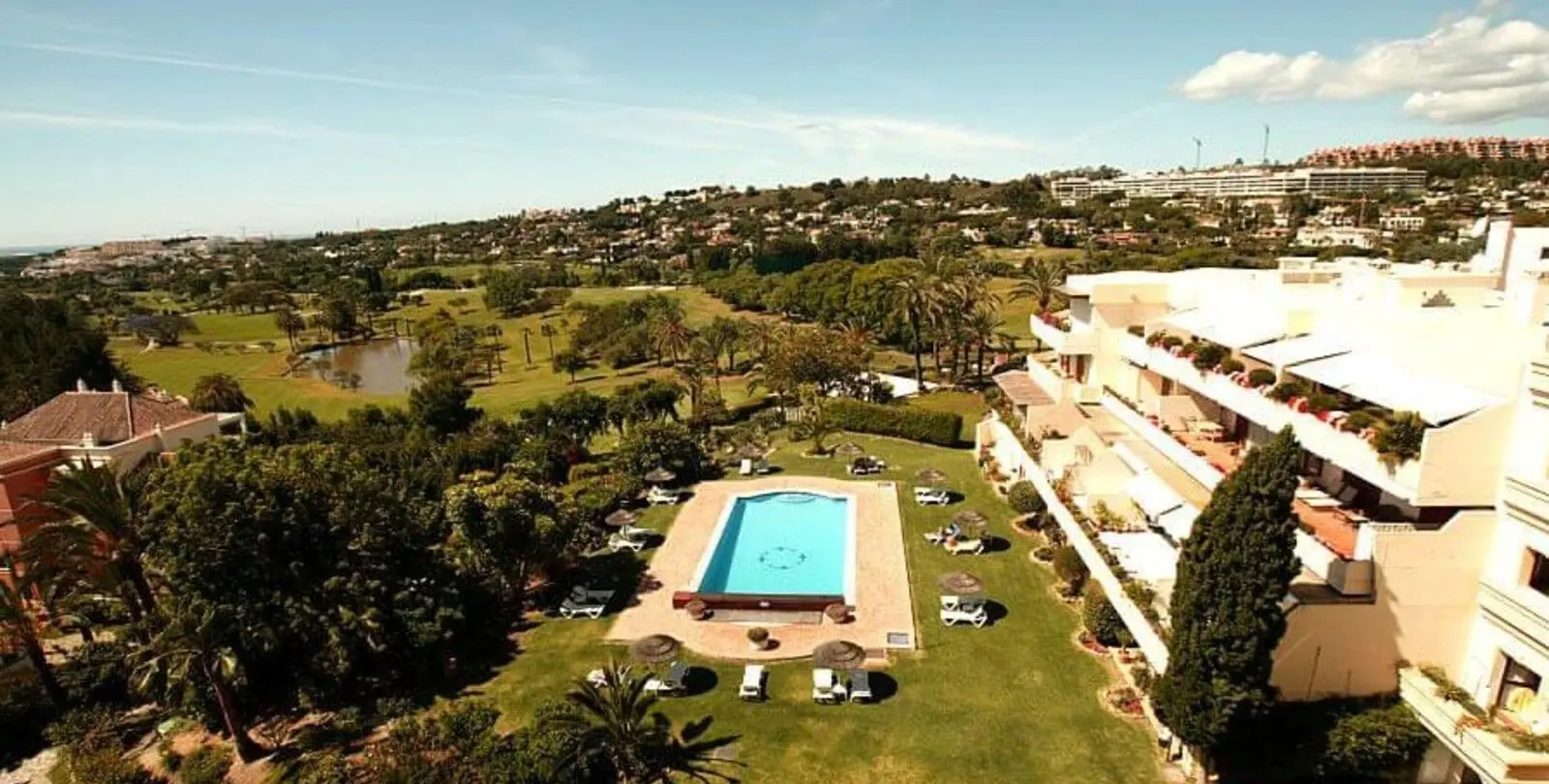 Venta de apartamento en planta baja en Nueva Andalucía 25