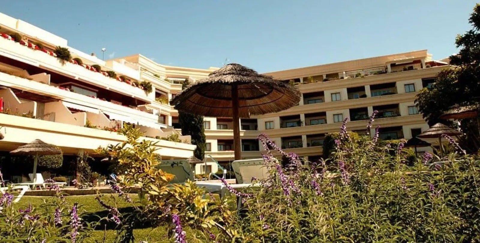 Venta de apartamento en planta baja en Nueva Andalucía 35