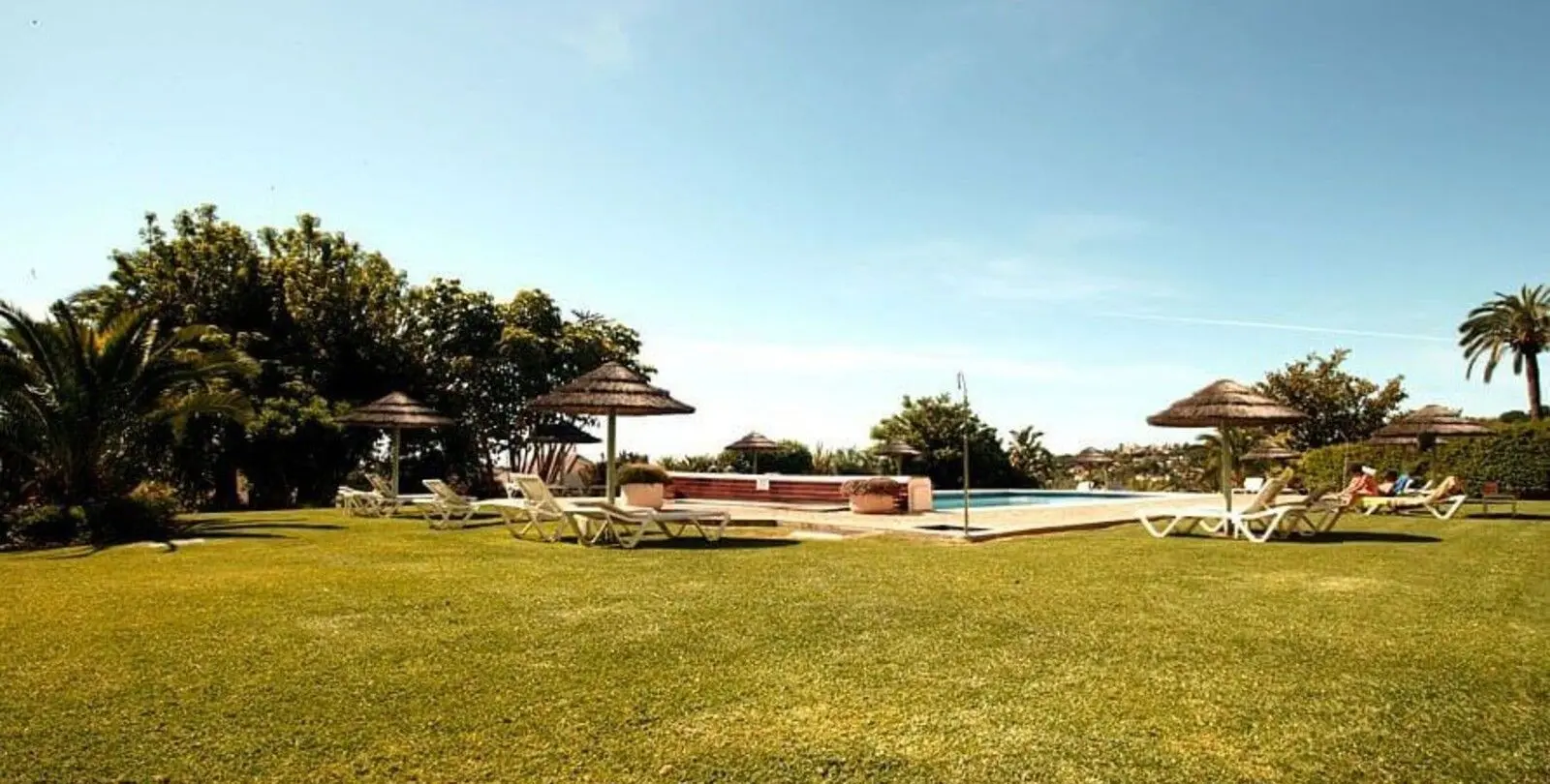 Venta de apartamento en planta baja en Nueva Andalucía 39