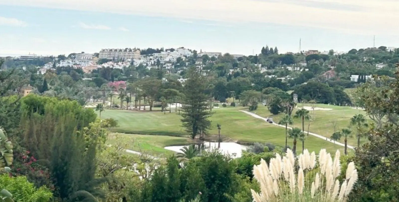 Venta de apartamento en planta baja en Nueva Andalucía 43