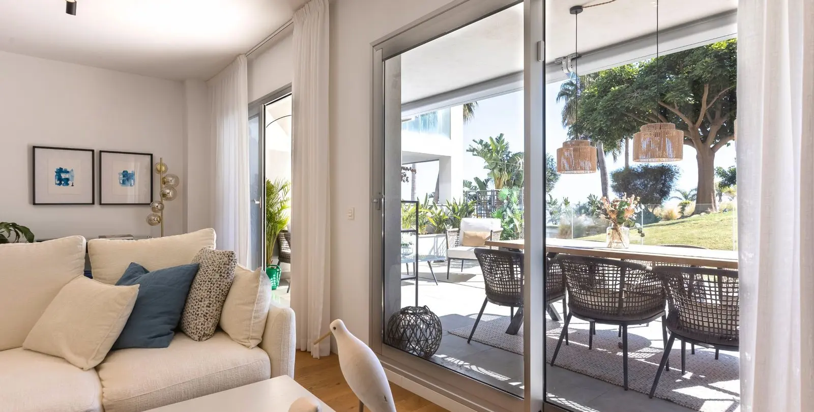 Продажа апартаментов на первом этаже в Mijas Costa 7