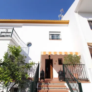 Sale of townhouse in Guadalmina Alta