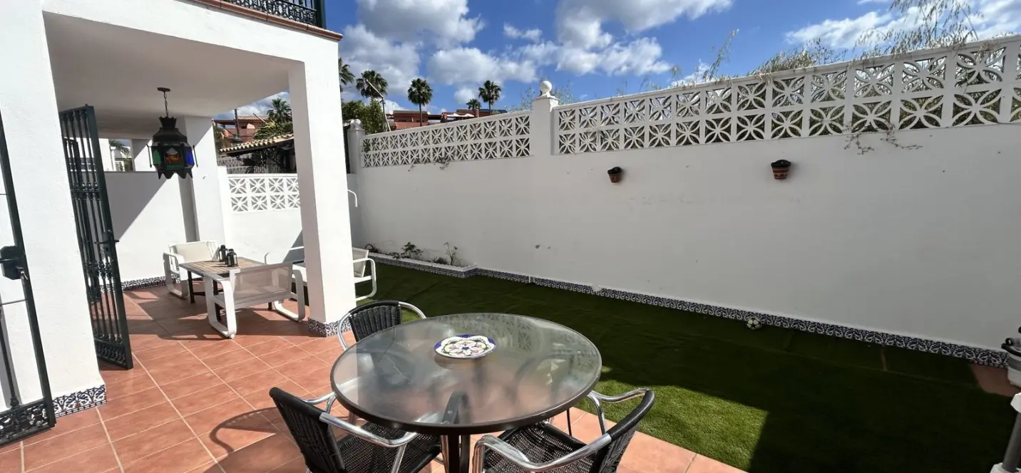 Sale of townhouse in Guadalmina Alta 0