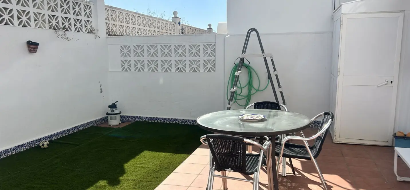 Sale of townhouse in Guadalmina Alta 3