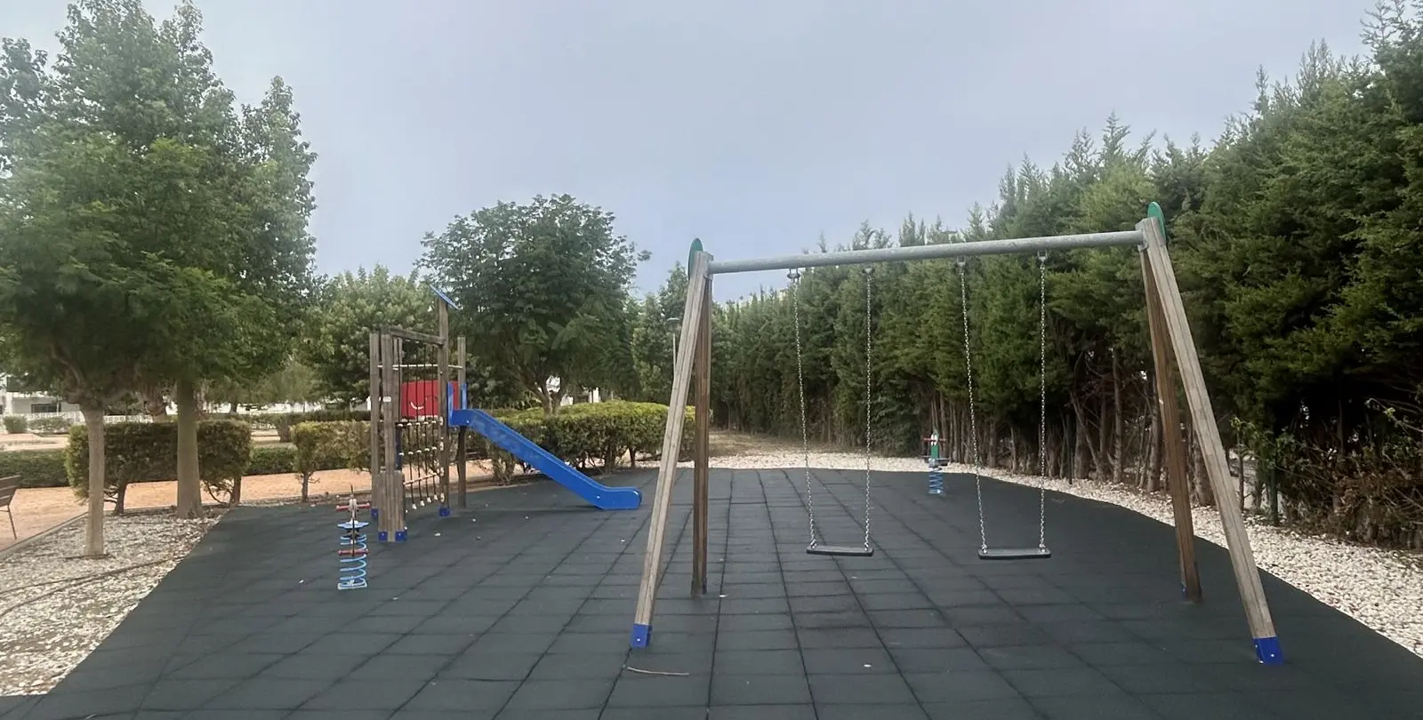Venta de adosado en Guadalmina Alta 24