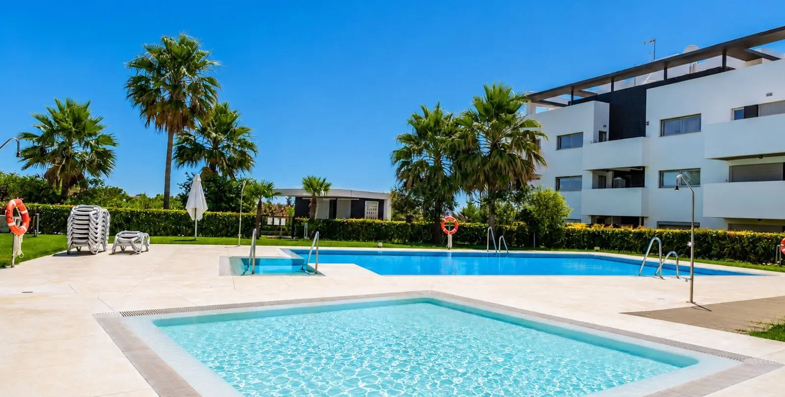 Sale of ground floor apartment in Atalaya 20