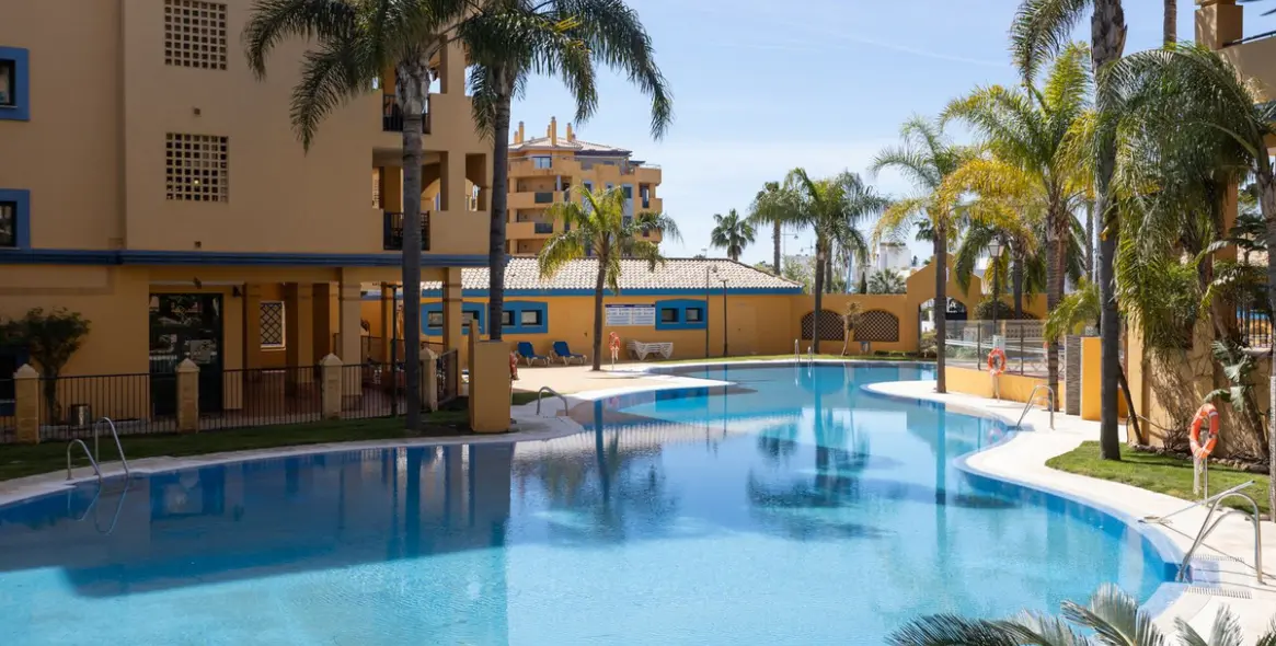 Sale of penthouse in San Pedro de Alcántara 1