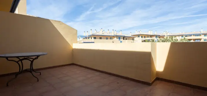 Sale of penthouse in San Pedro de Alcántara 4